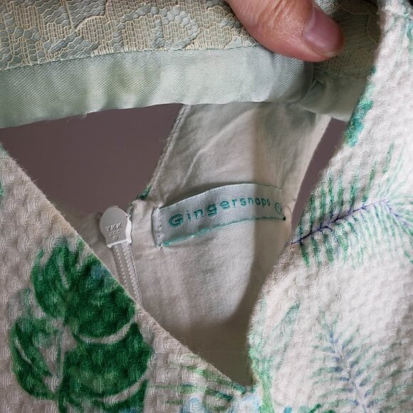 Gingersnaps White Box Pleated Sleeveless Dress Tropical Leaves Print size 2T - Picture 8 of 8